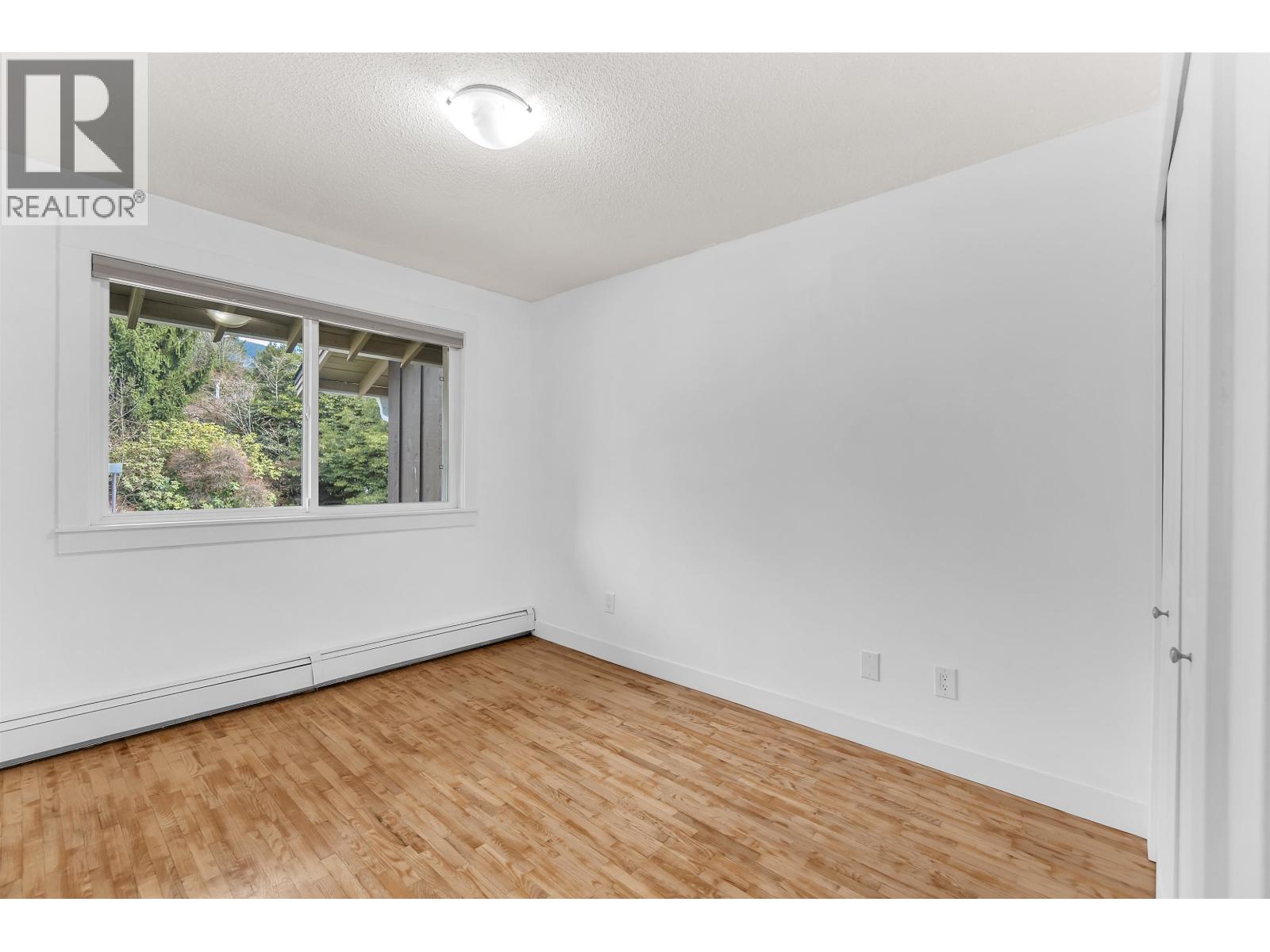 802 555 W 28TH STREET, North Vancouver