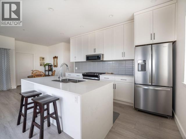 #403 7175 DUNCAN STREET - 4