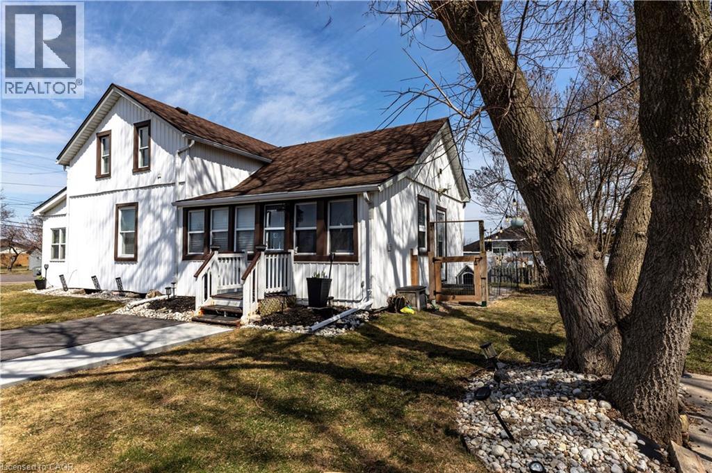 2330 WILSON Street W