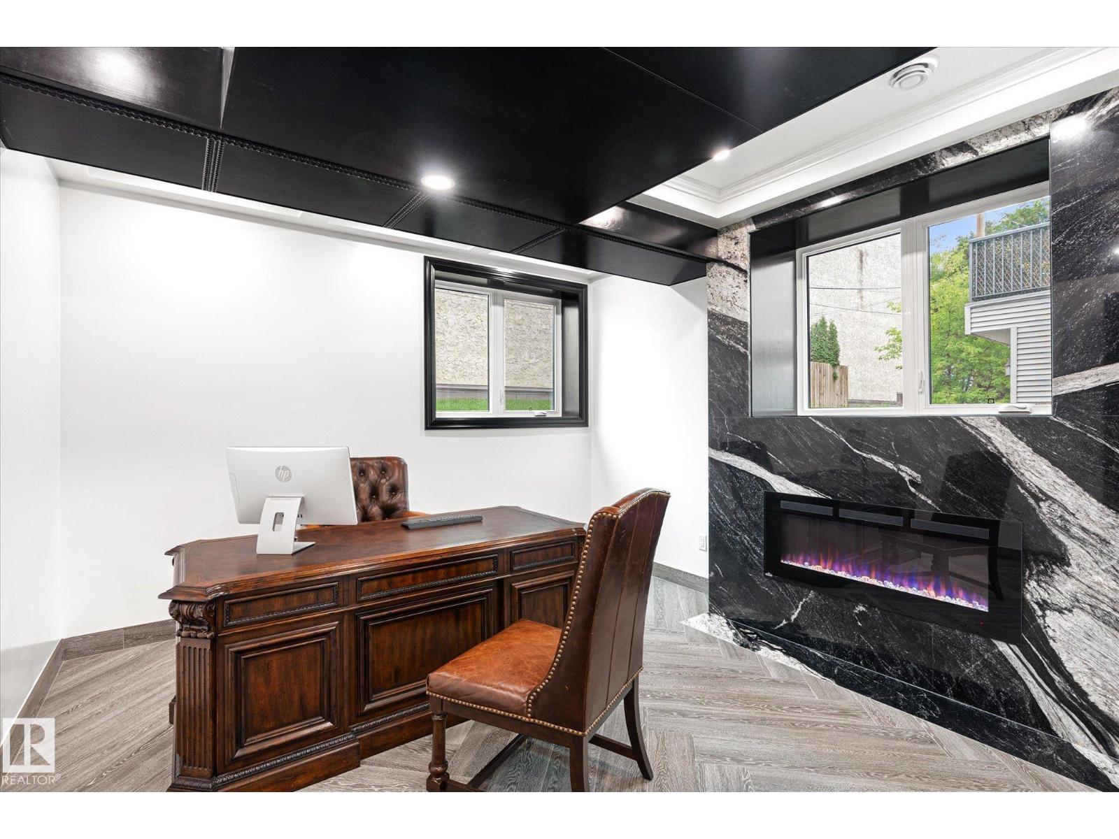 11833 102 AV NW - 34