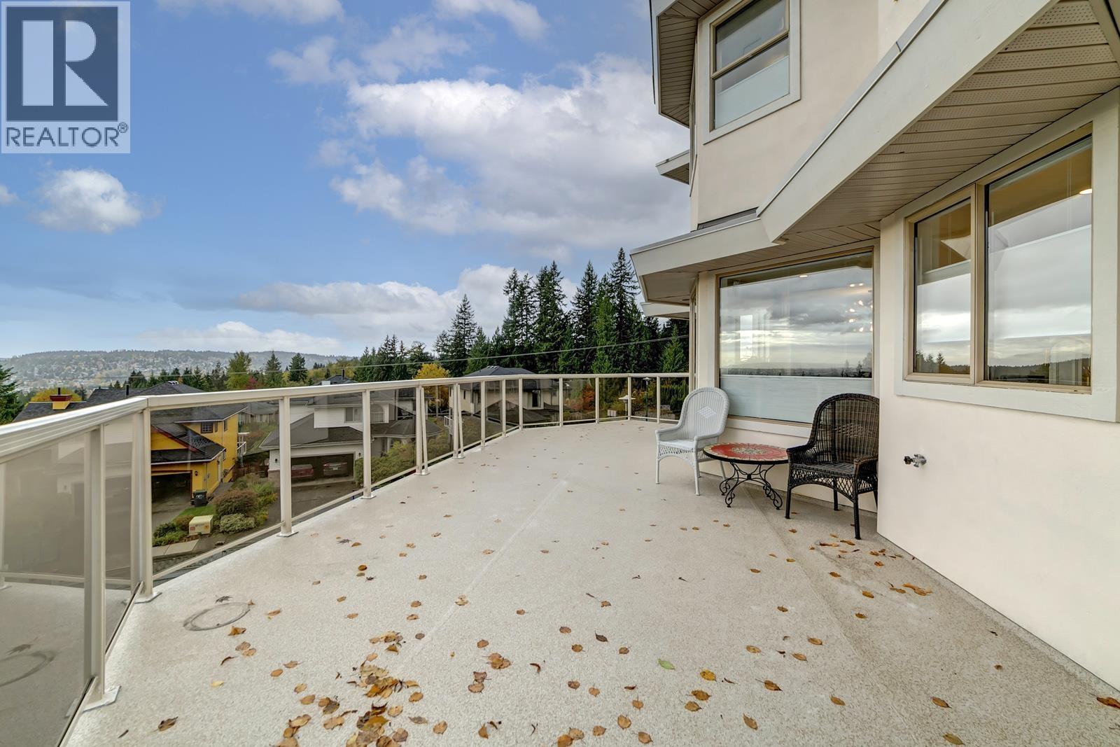 2962 ROBSON DRIVE, Coquitlam