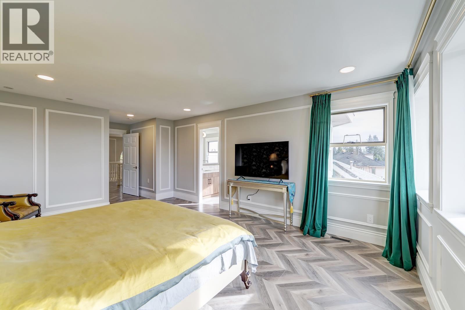 2962 ROBSON DRIVE, Coquitlam