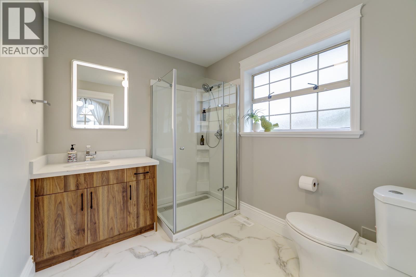 2962 ROBSON DRIVE, Coquitlam