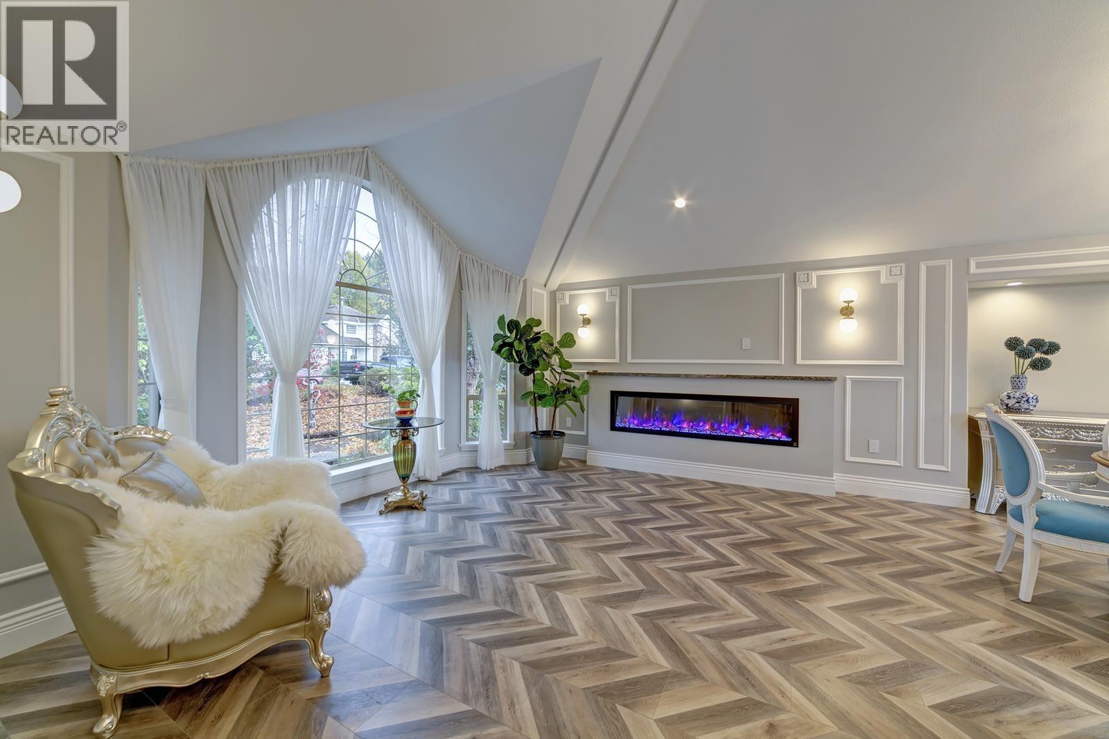 2962 ROBSON DRIVE, Coquitlam