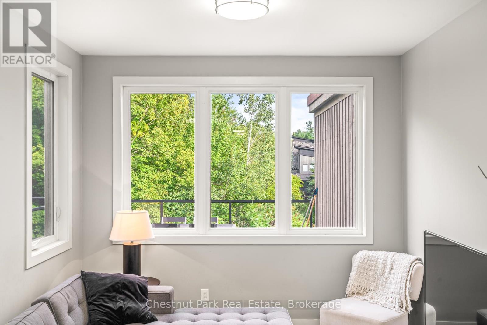 65 ROCKMOUNT CRESCENT - 15