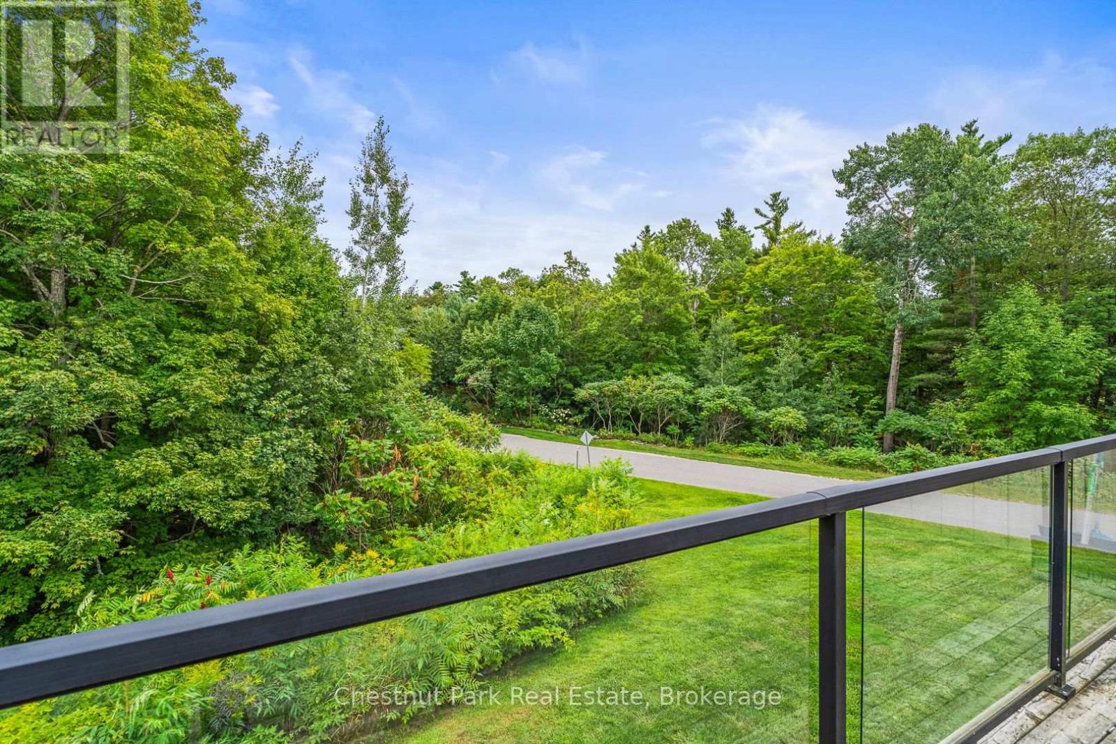 65 ROCKMOUNT CRESCENT - 19