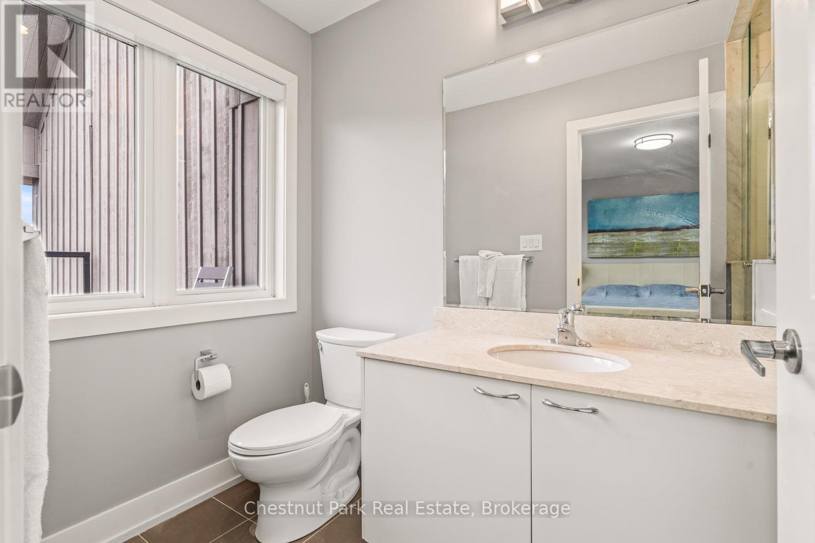65 ROCKMOUNT CRESCENT - 25