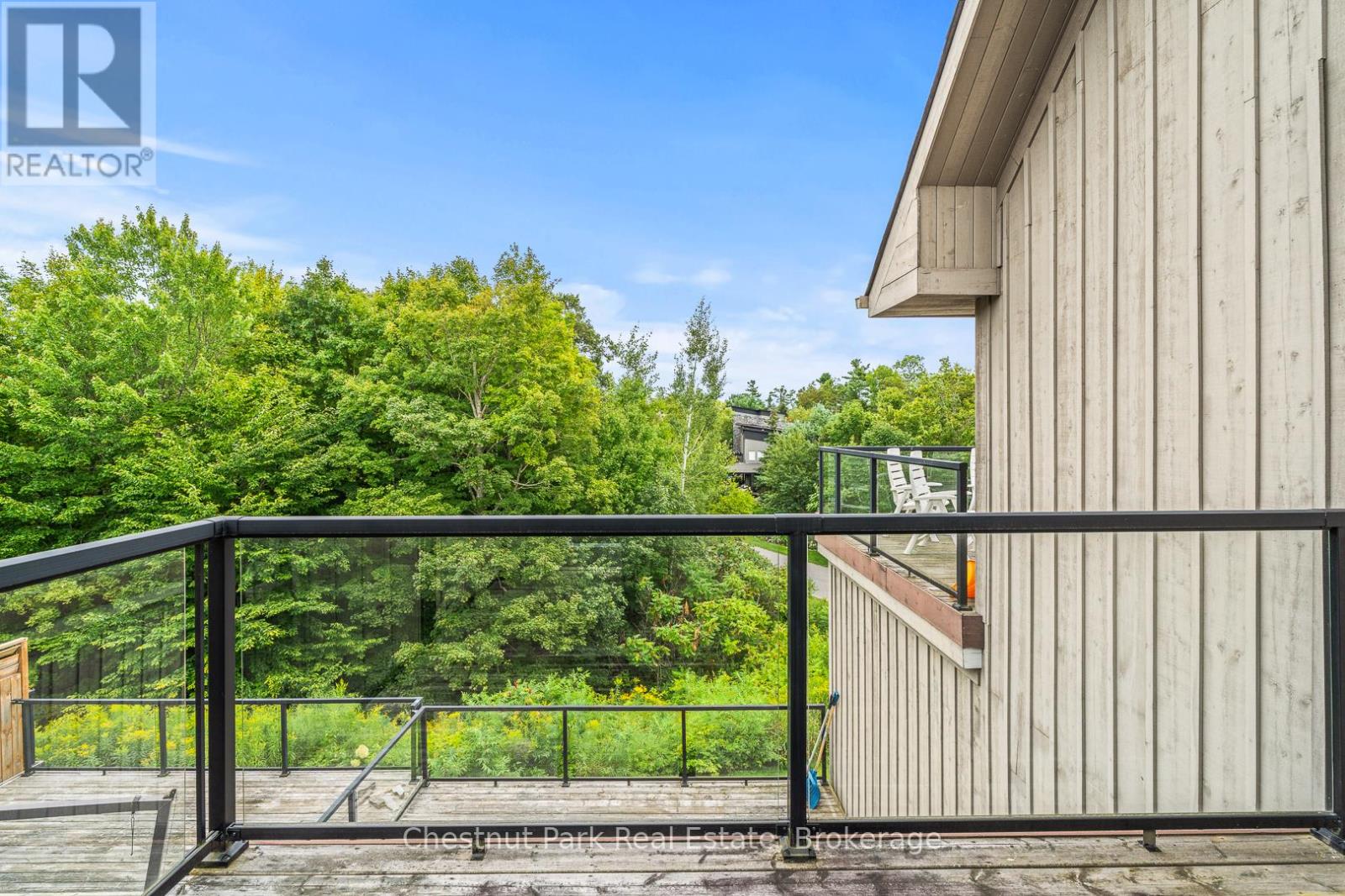 65 ROCKMOUNT CRESCENT - 27