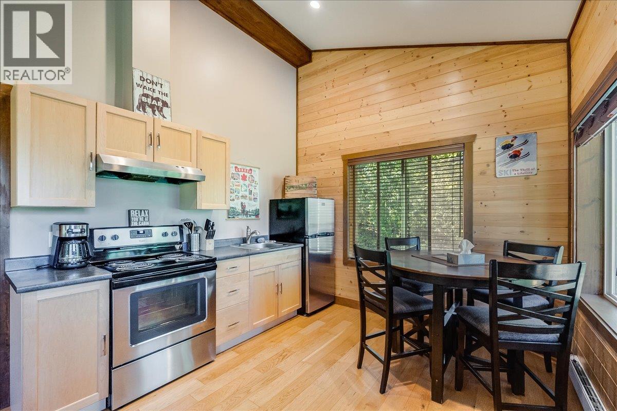  3213 VINDUSKY Road, Nelson