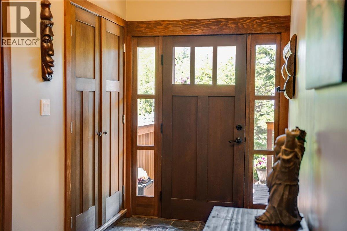  3213 VINDUSKY Road, Nelson