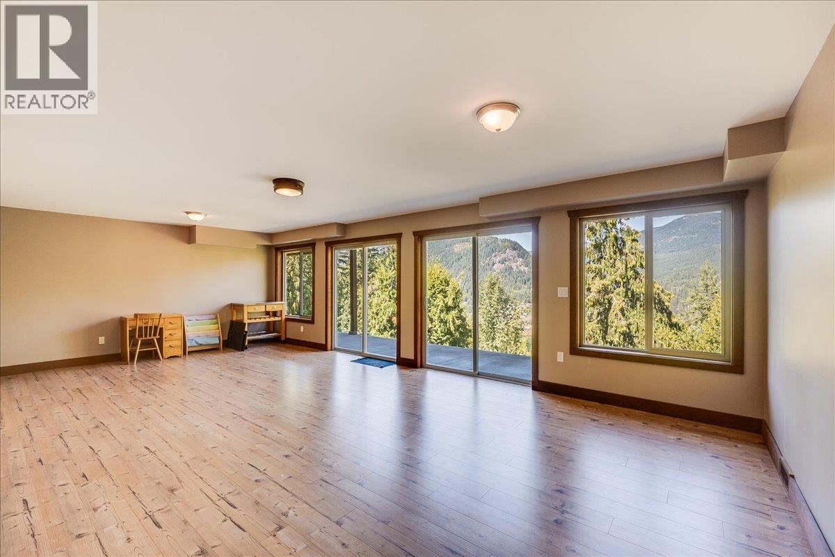  3213 VINDUSKY Road, Nelson