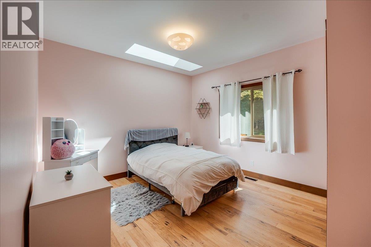  3213 VINDUSKY Road, Nelson