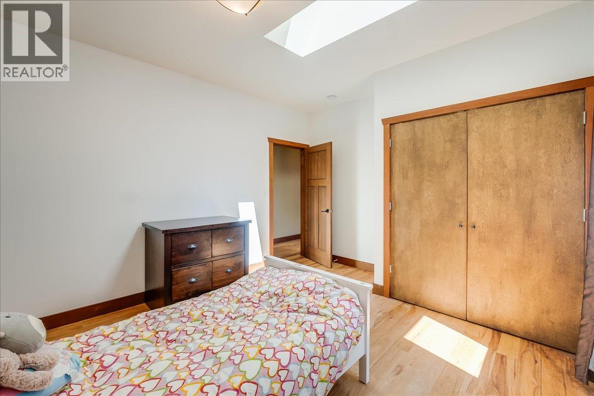  3213 VINDUSKY Road, Nelson