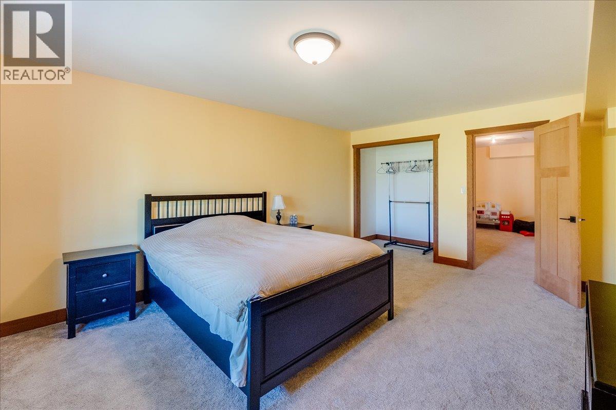  3213 VINDUSKY Road, Nelson