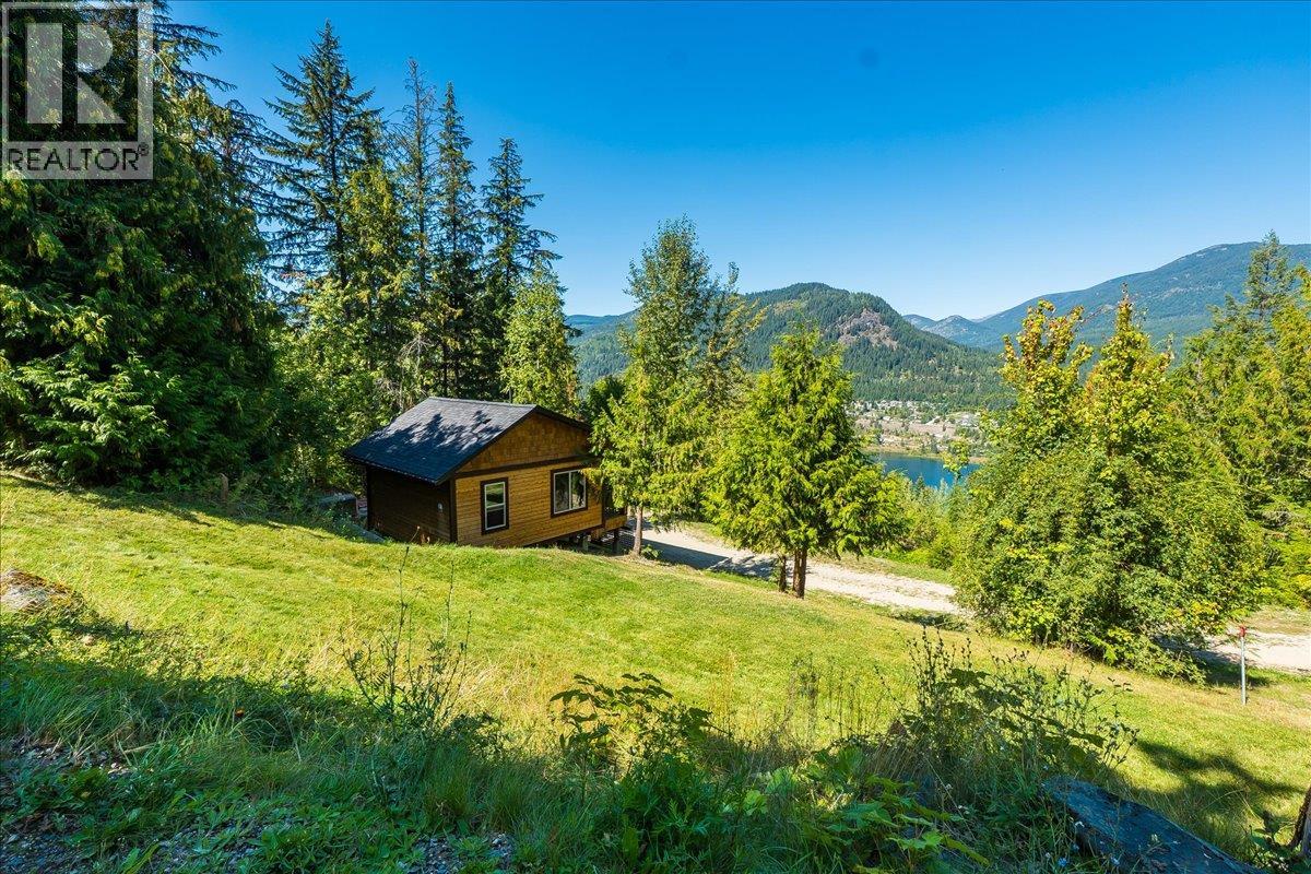  3213 VINDUSKY Road, Nelson