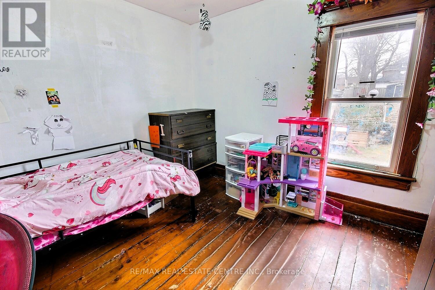 223 WATER STREET N STREET - 17