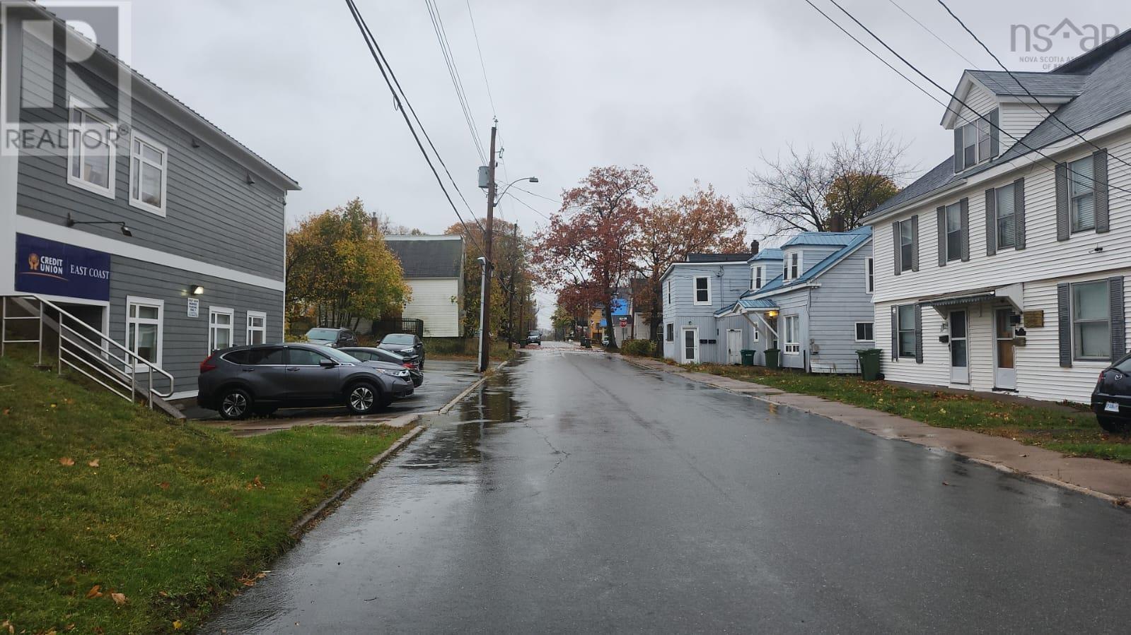 357-359 MACDONALD STREET - 12