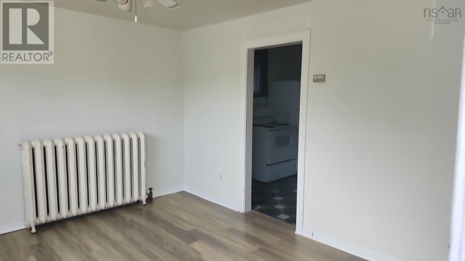 357-359 MACDONALD STREET - 8