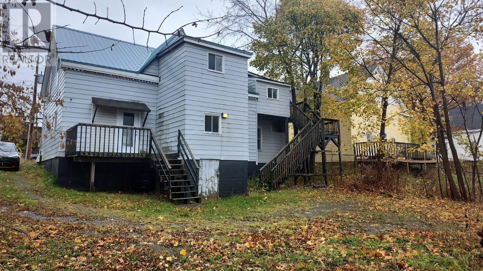 357-359 MACDONALD STREET - 13