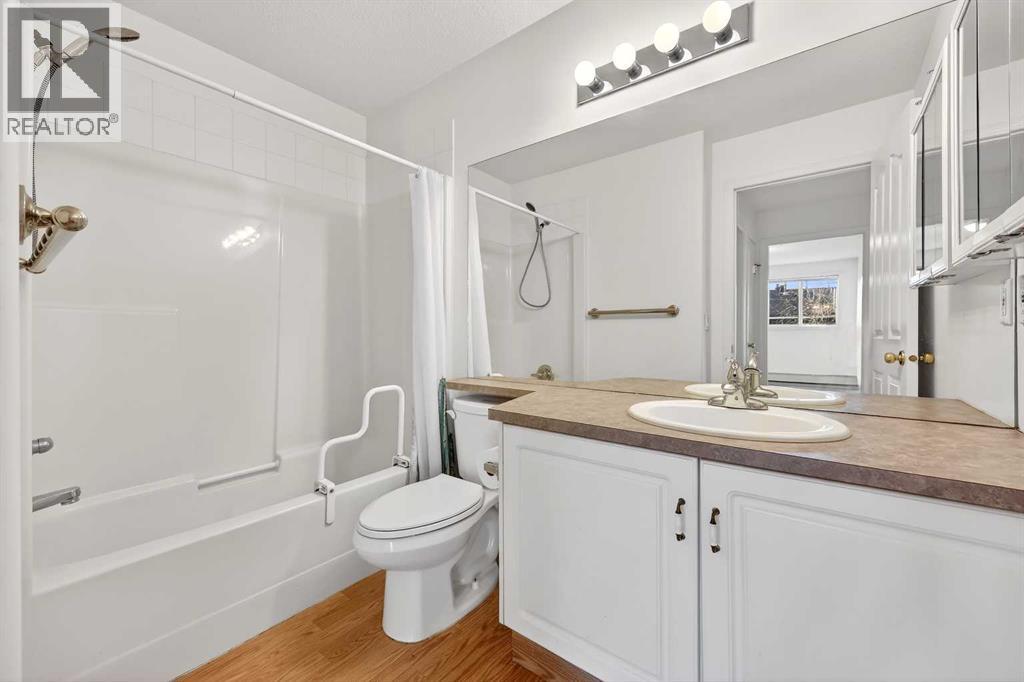 
          165 Manora Place Northeast
            <br/>
            <span>Calgary</span>
            , 
            <span>AB</span>
             <span>T2A7X5</span>
         - Photo 25