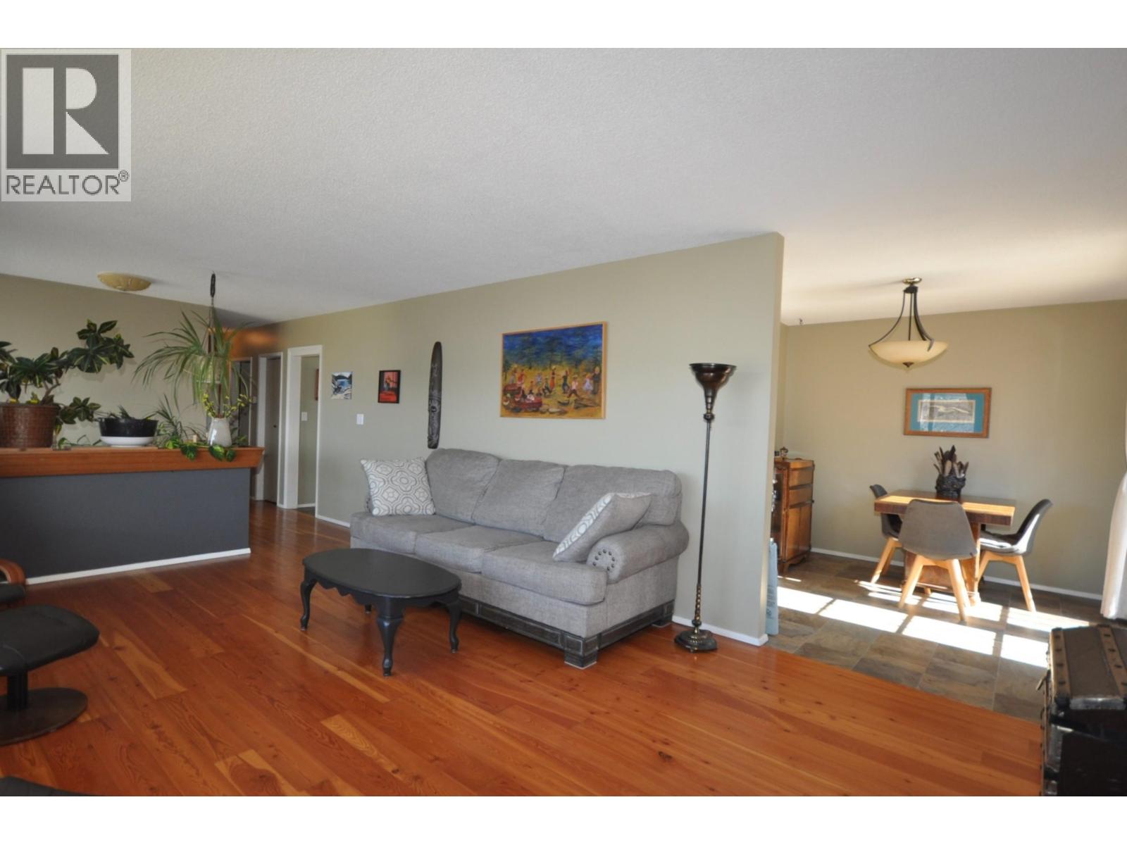 342 CLEARVIEW CRESCENT - 9