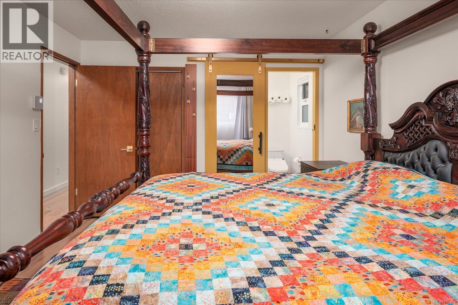 11041 CHEMAINUS RD - 24