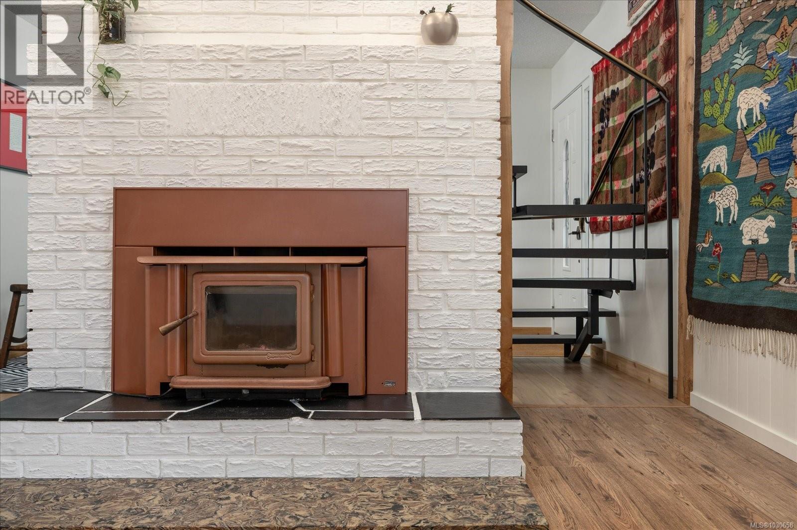 11041 CHEMAINUS RD - 39