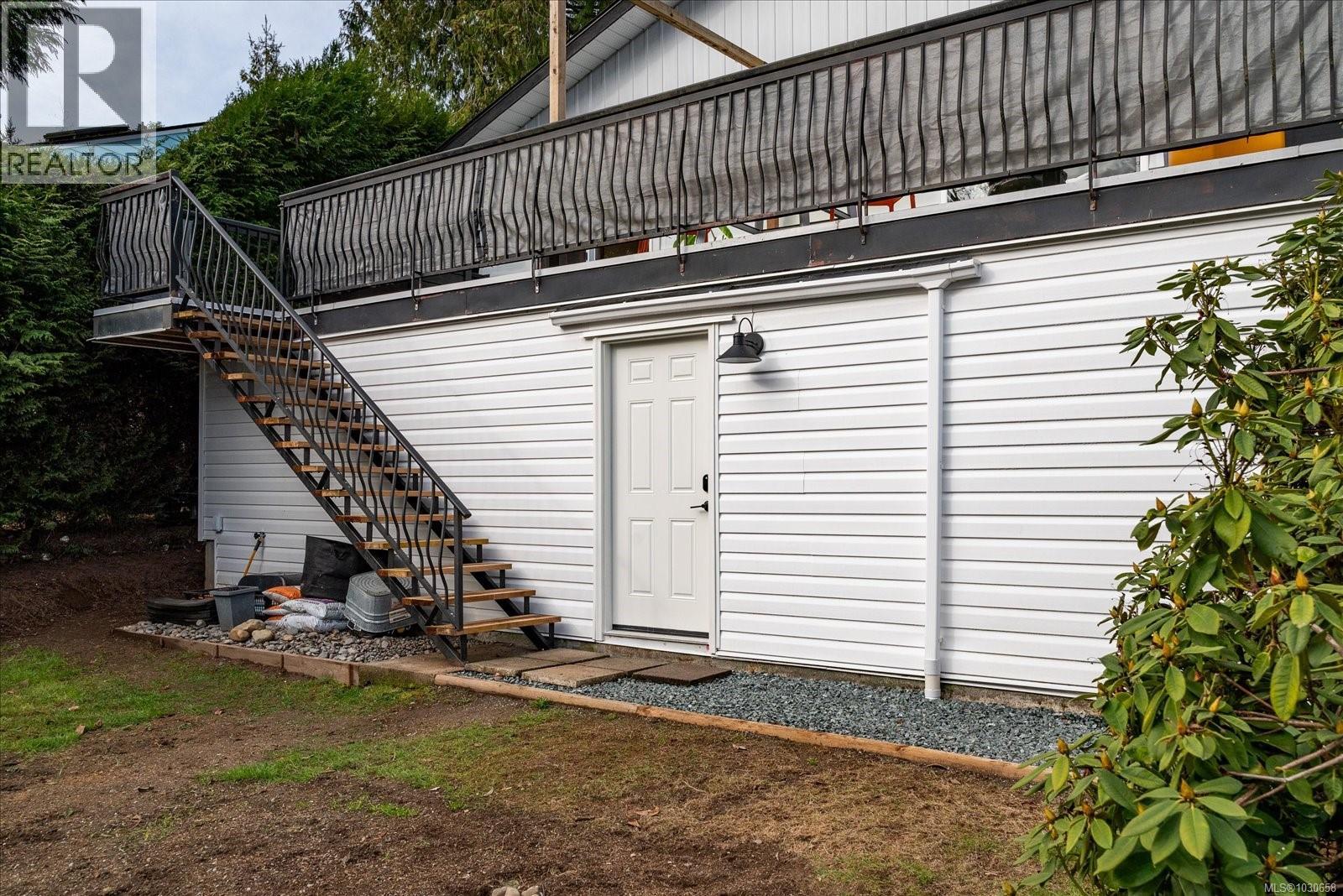 11041 CHEMAINUS RD - 46