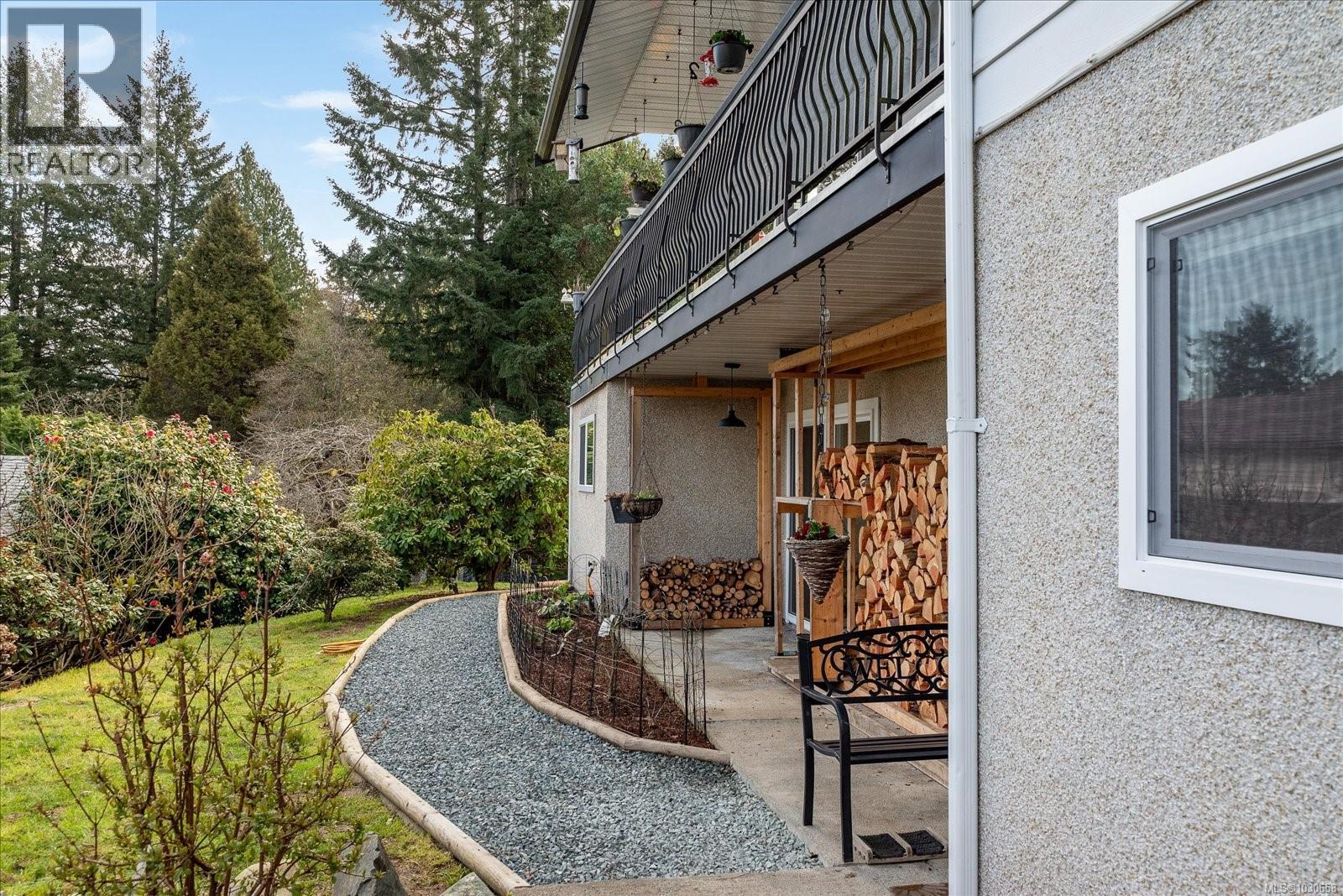 11041 CHEMAINUS RD - 50