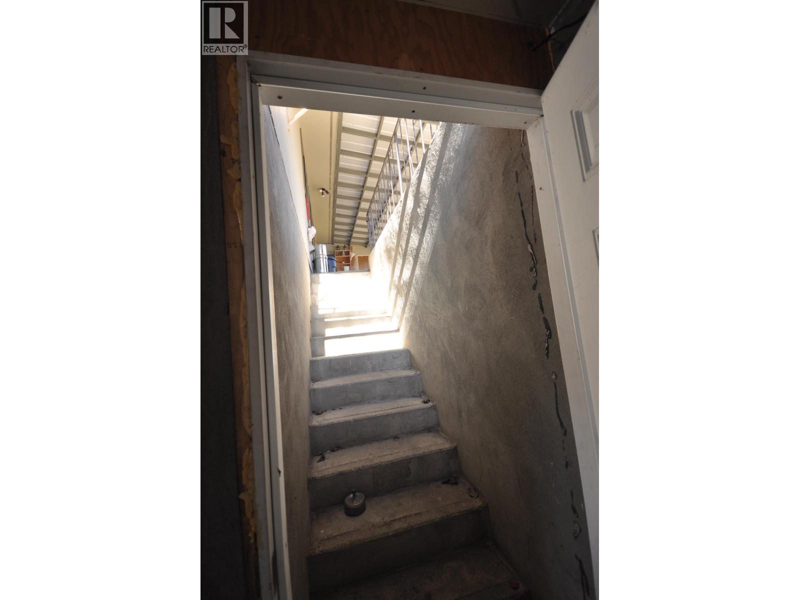 342 CLEARVIEW CRESCENT - 19