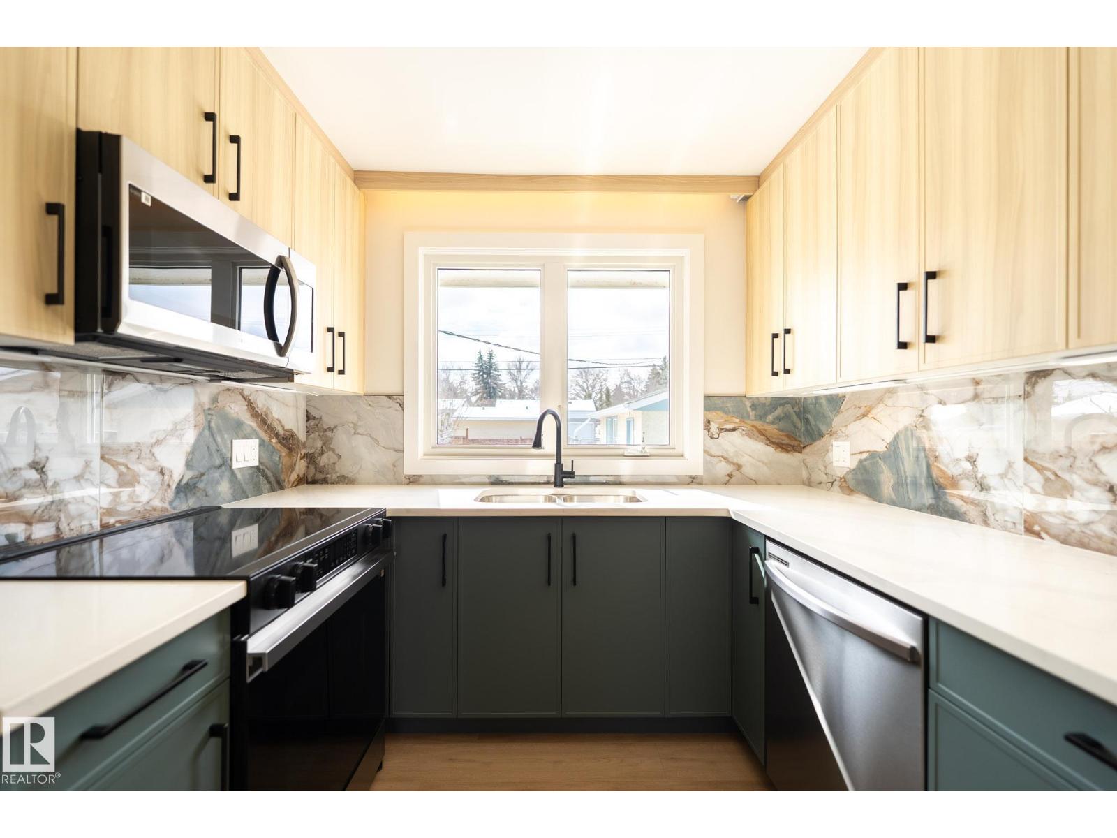 16131 109A AV NW - 9