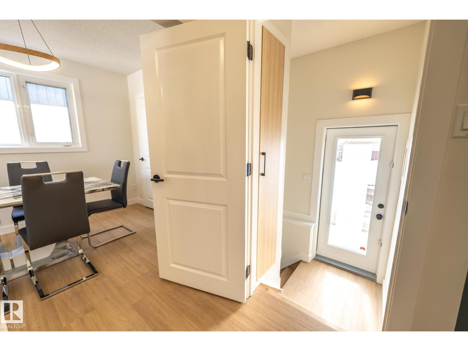 16131 109A AV NW - 24