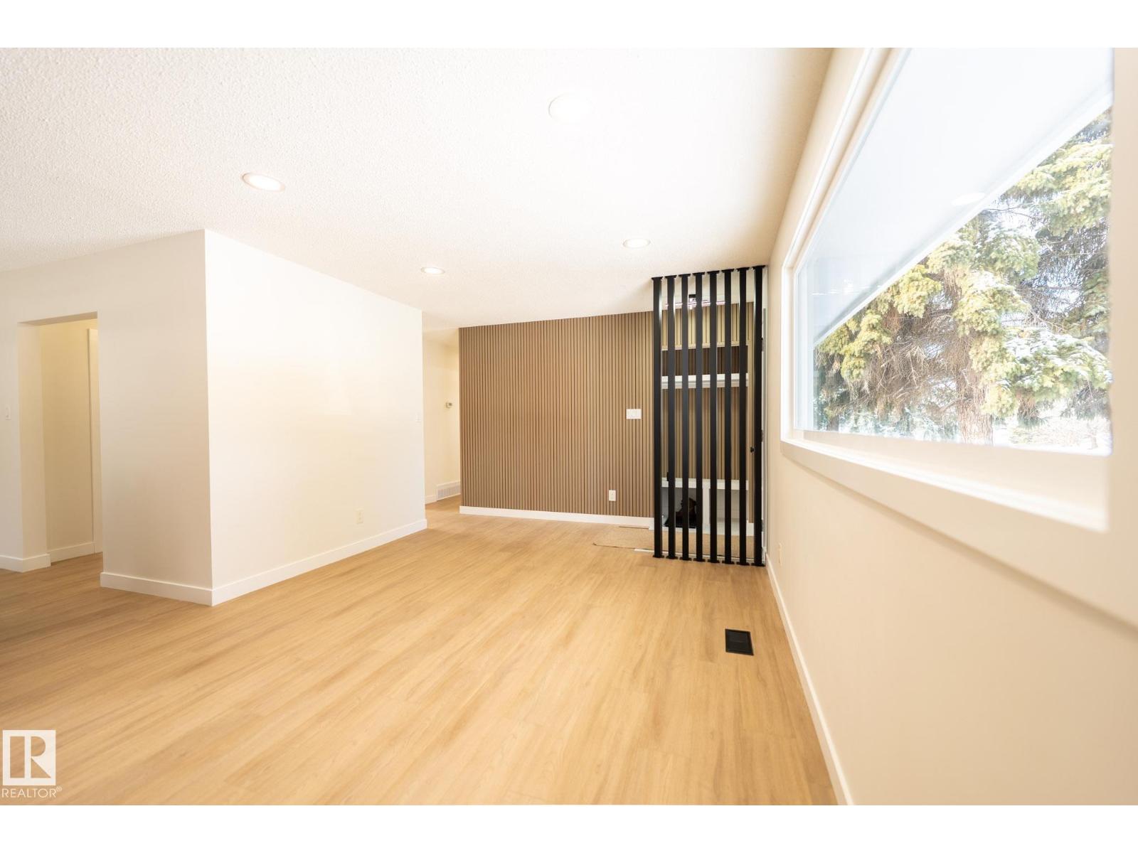 16131 109A AV NW - 5