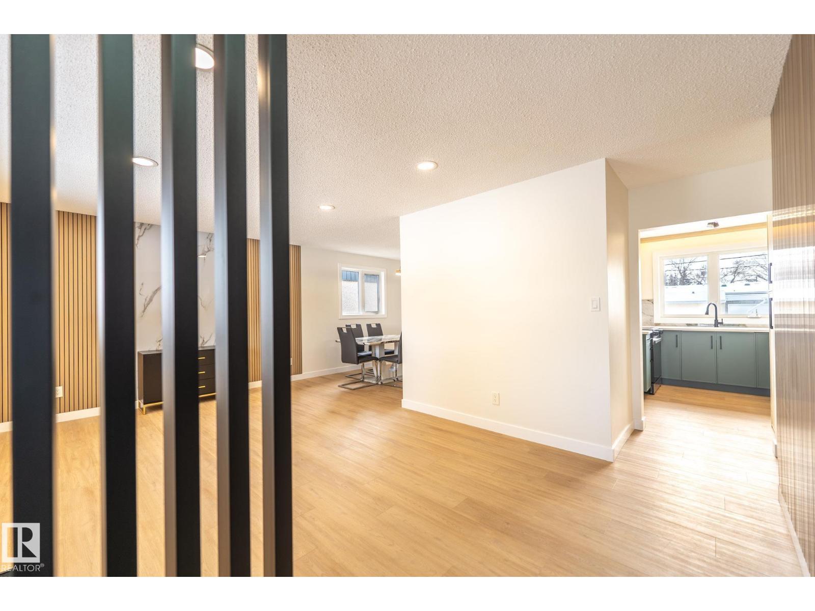 16131 109A AV NW - 22