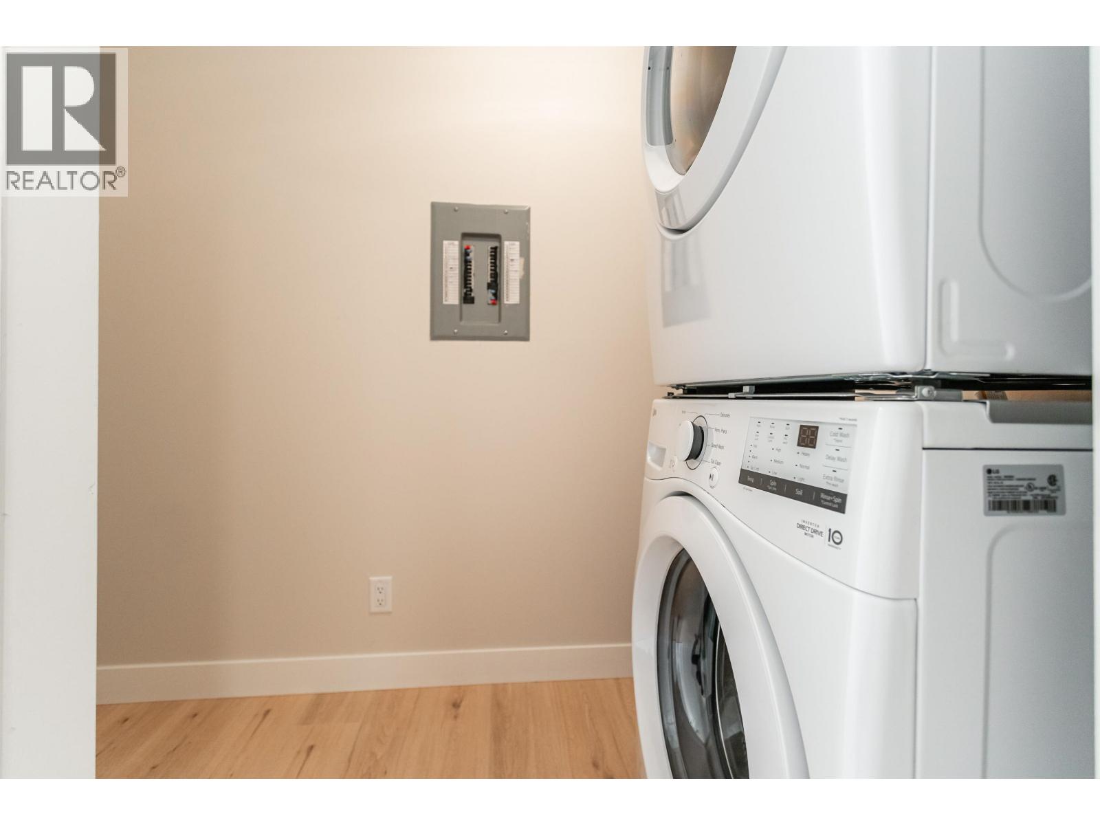 203 22611 116 AVENUE, Maple Ridge