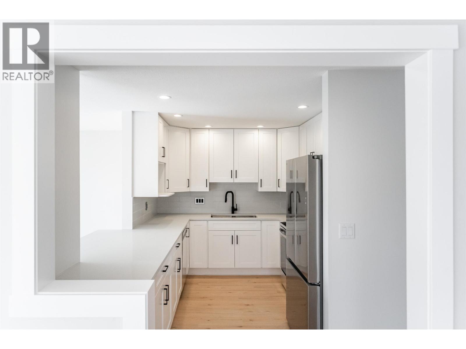 203 22611 116 AVENUE, Maple Ridge