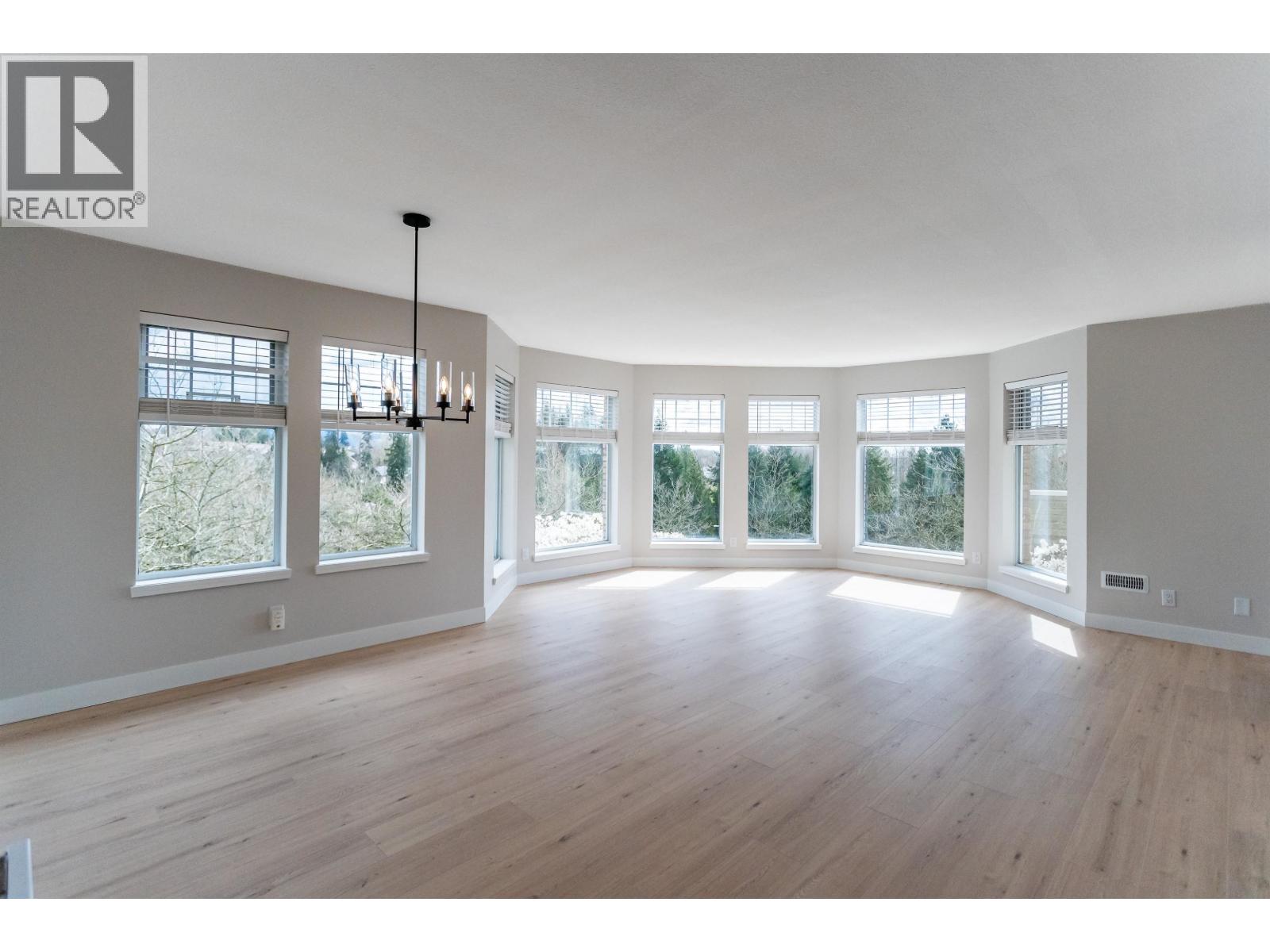 203 22611 116 AVENUE, Maple Ridge