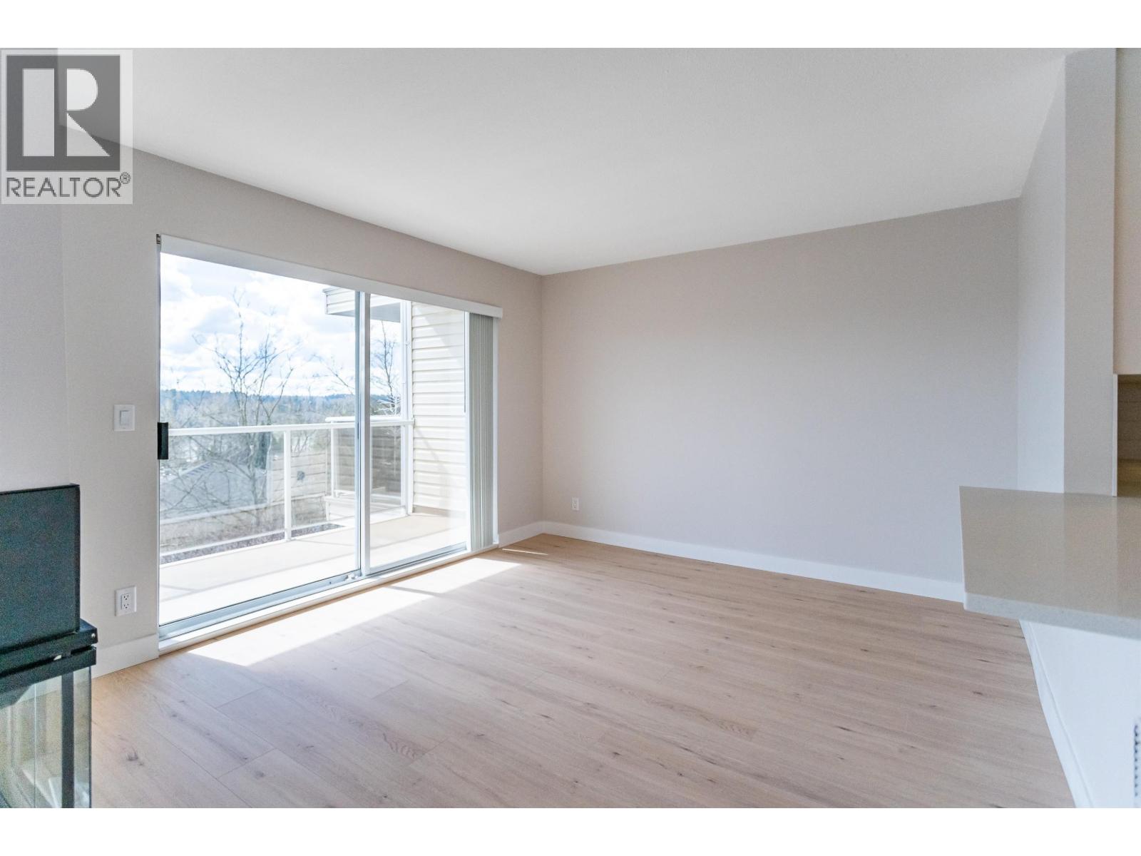 203 22611 116 AVENUE, Maple Ridge