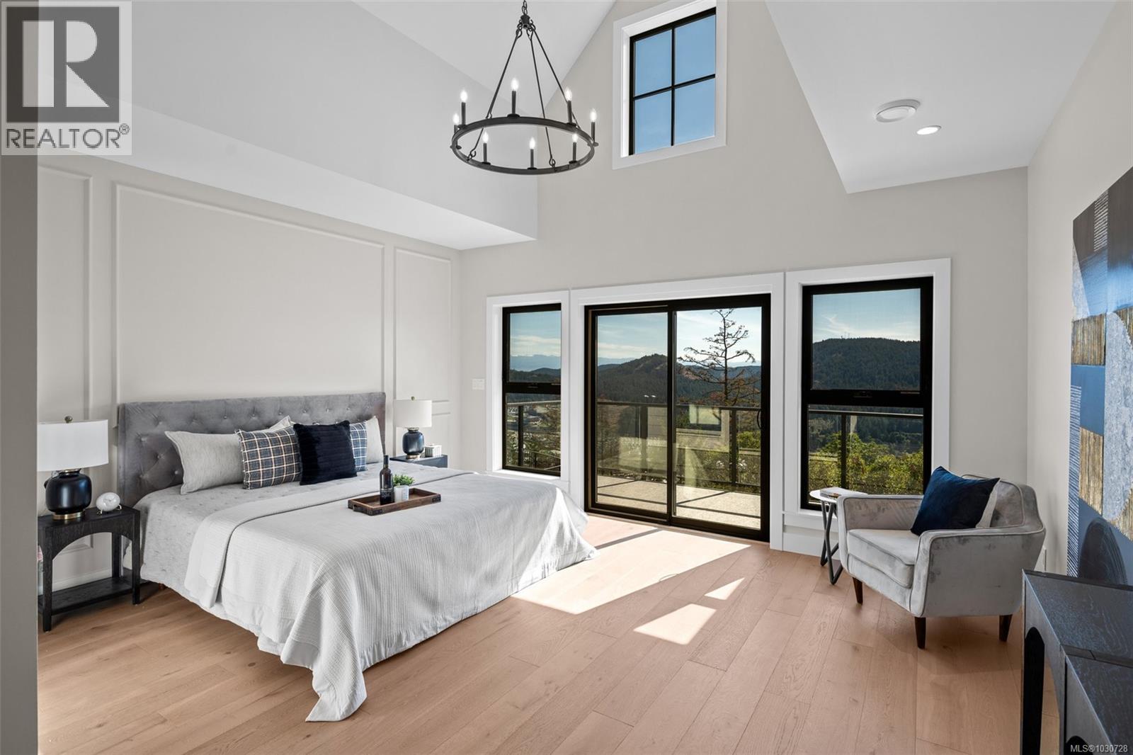 2009 PINEHURST TERR - 30