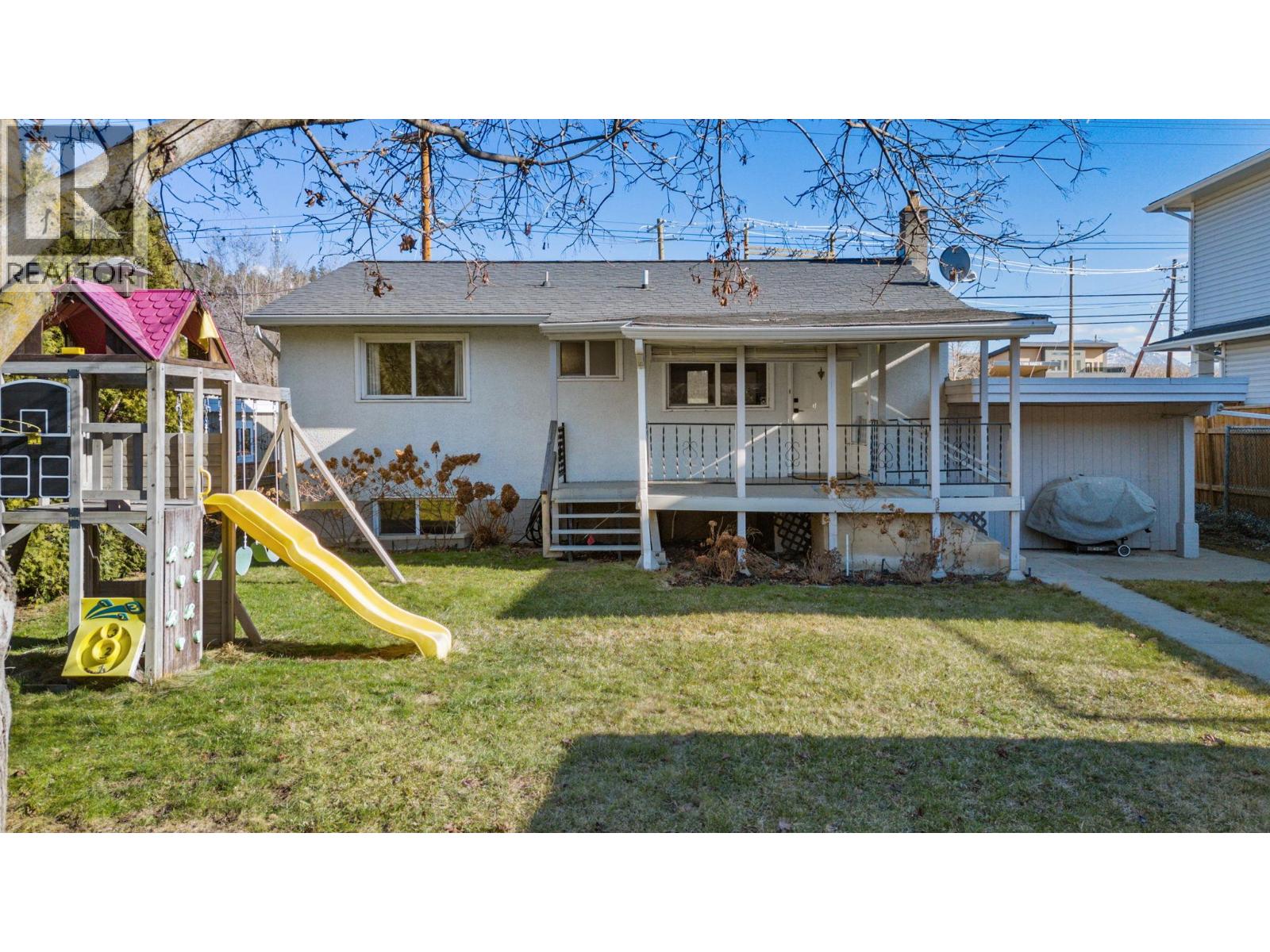  594 Snowsell Street North, Kelowna