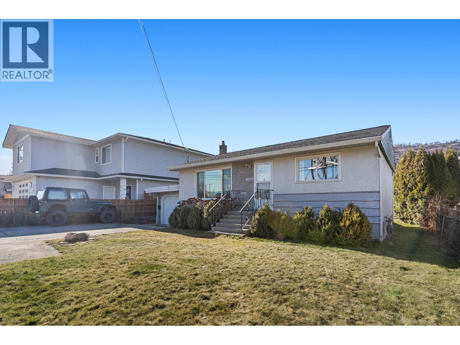  594 Snowsell Street North, Kelowna