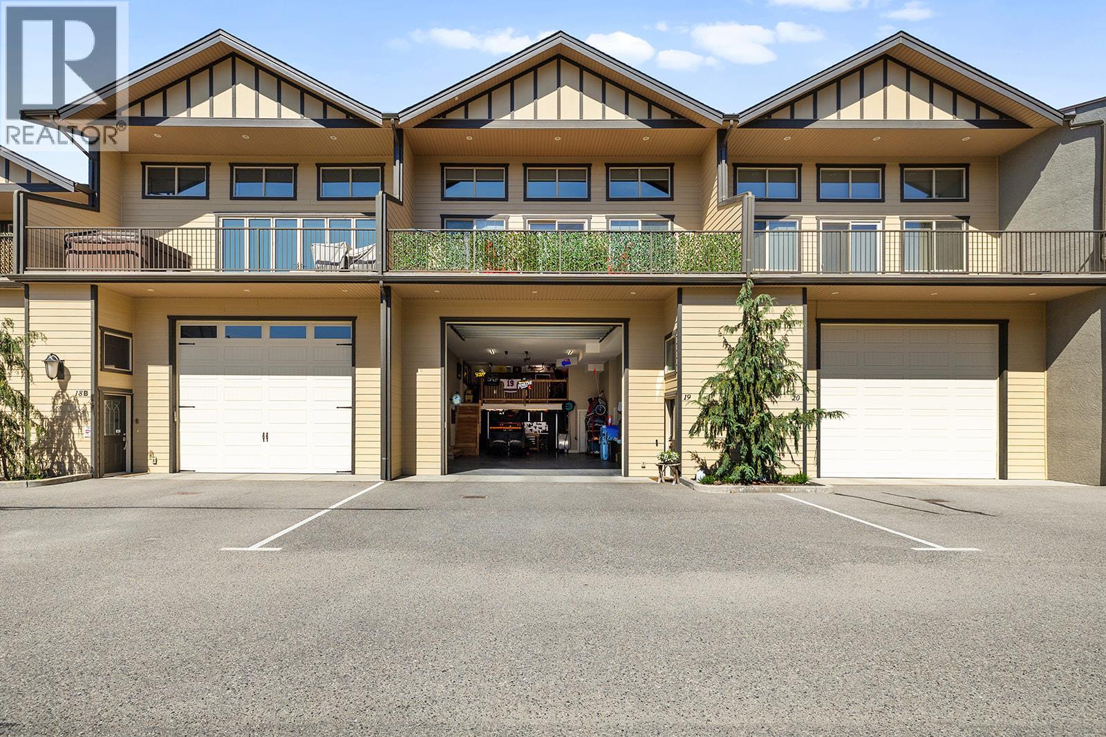 #19 3359 Cougar Road - 1