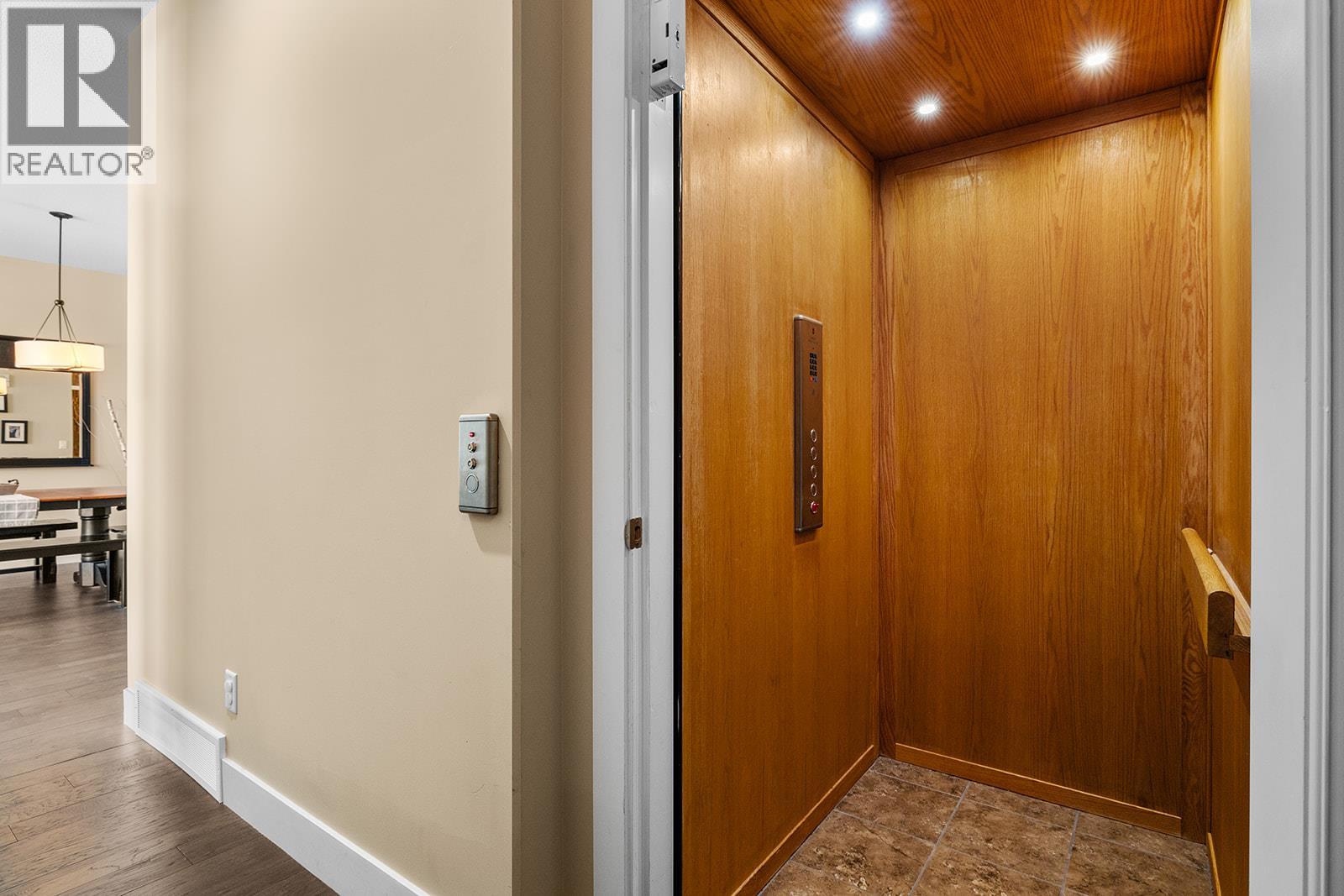 19 3359 Cougar Road, West Kelowna