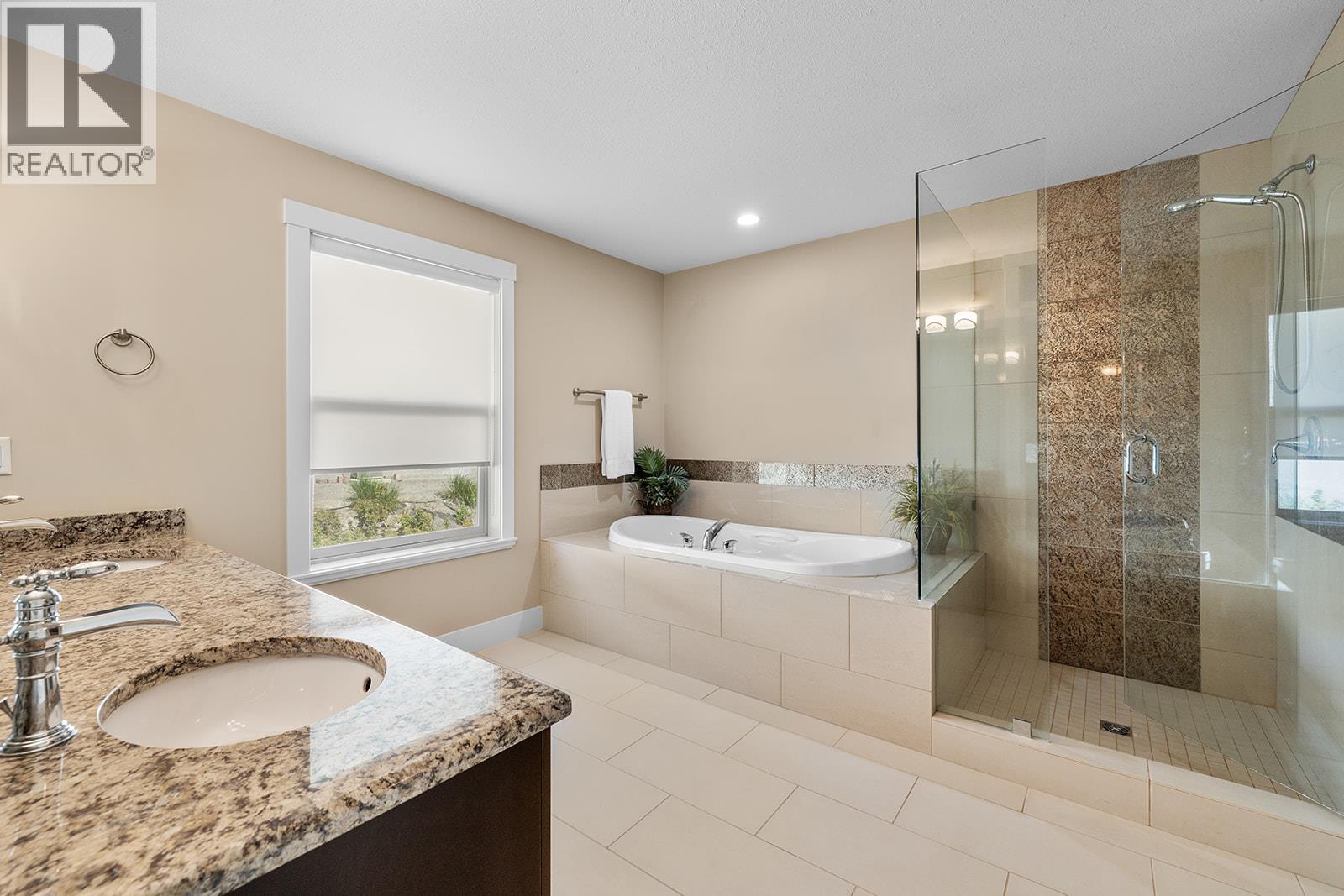 19 3359 Cougar Road, West Kelowna