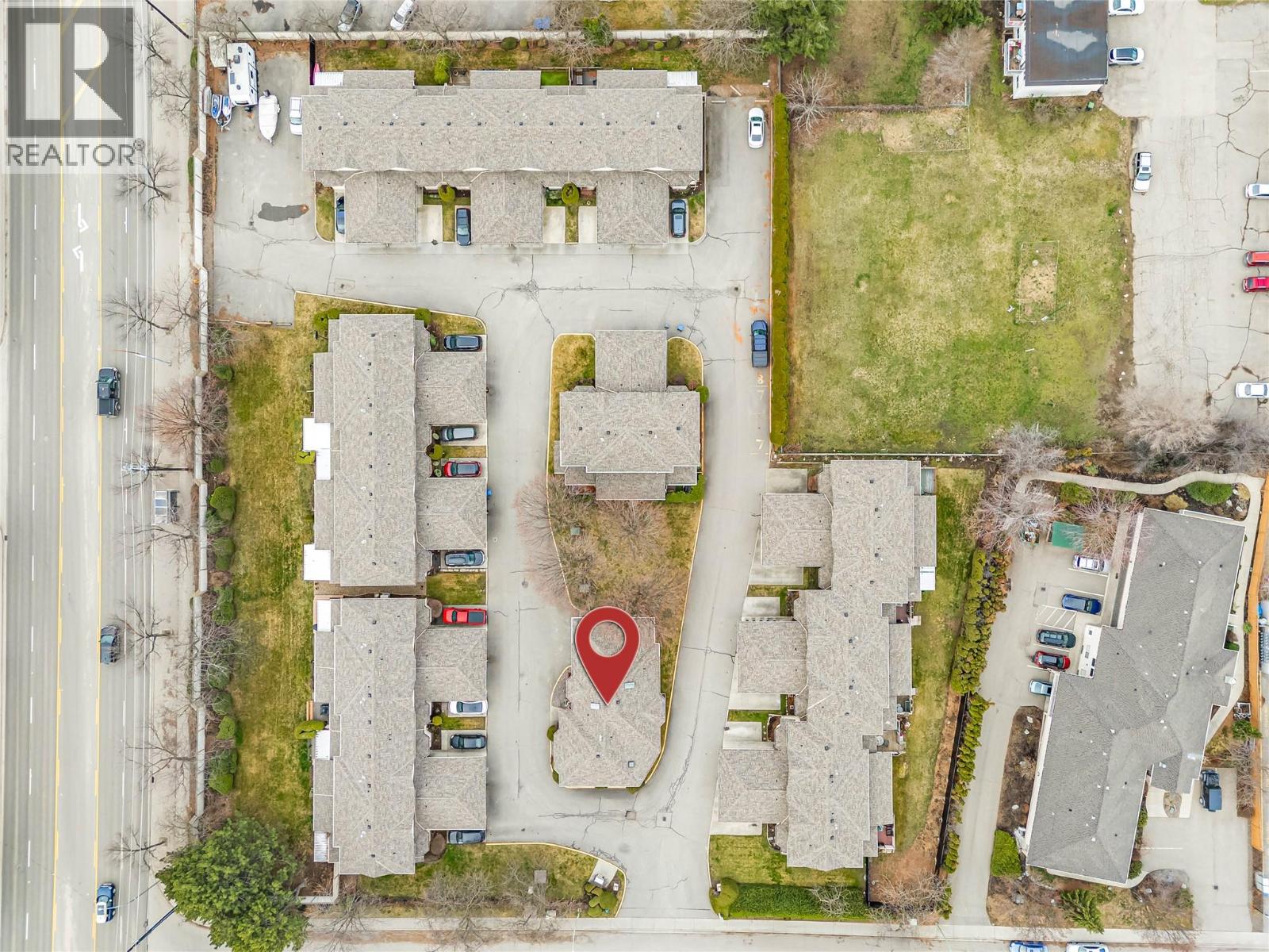 9 140 Nickel Road, Kelowna