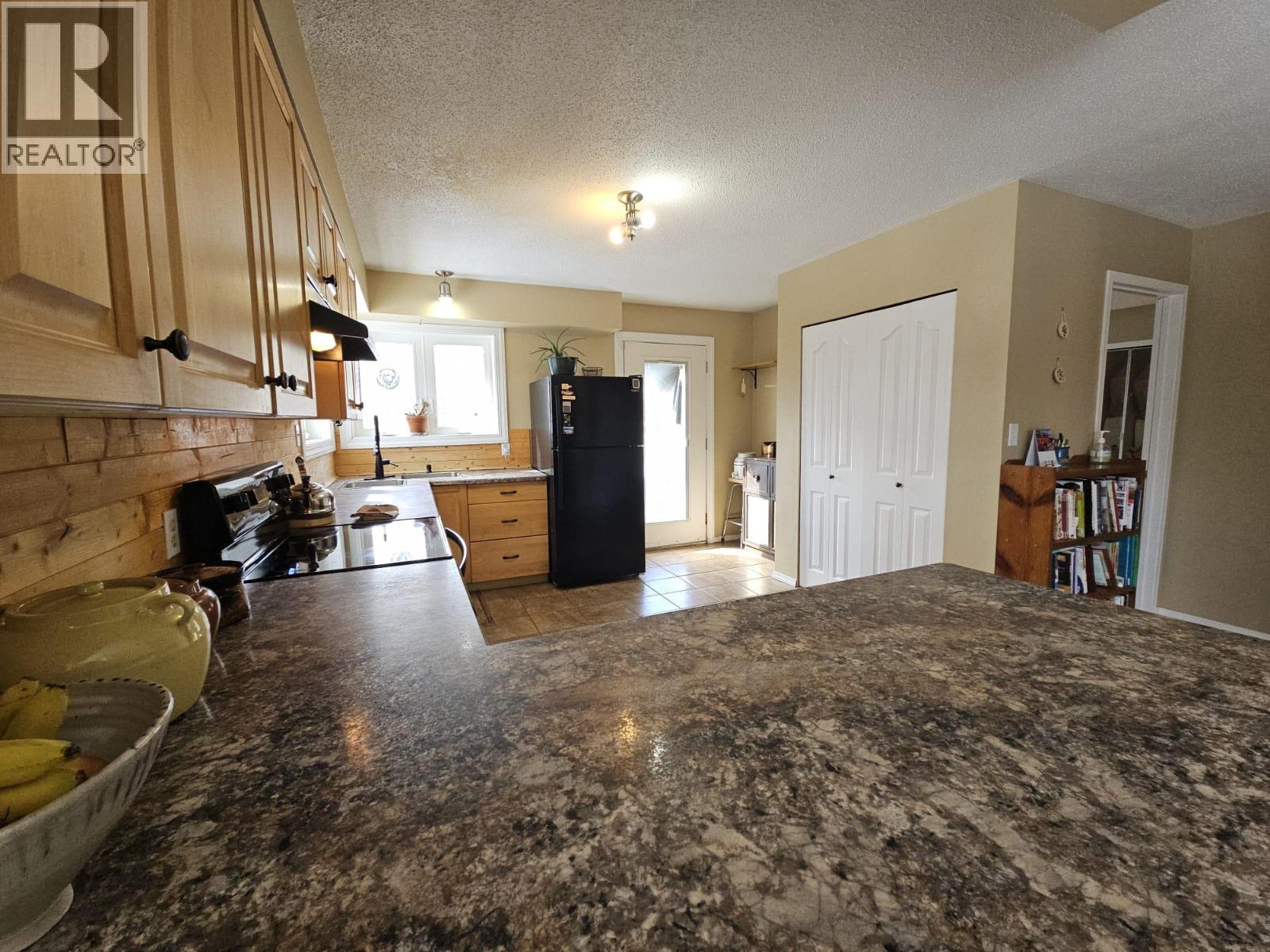  6128 Kurjata Road, Chetwynd