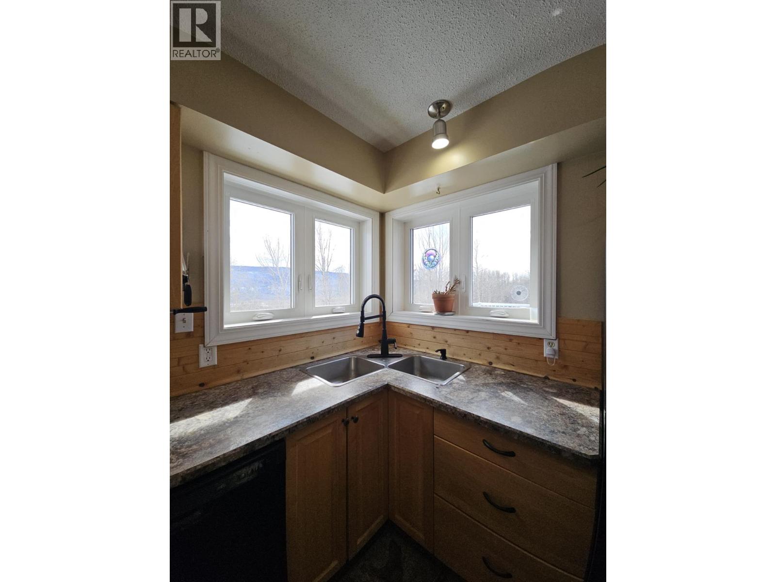  6128 Kurjata Road, Chetwynd