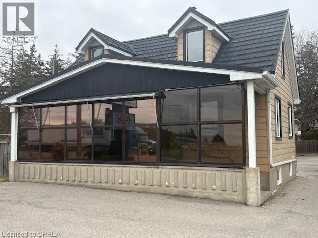 224 KING GEORGE Road