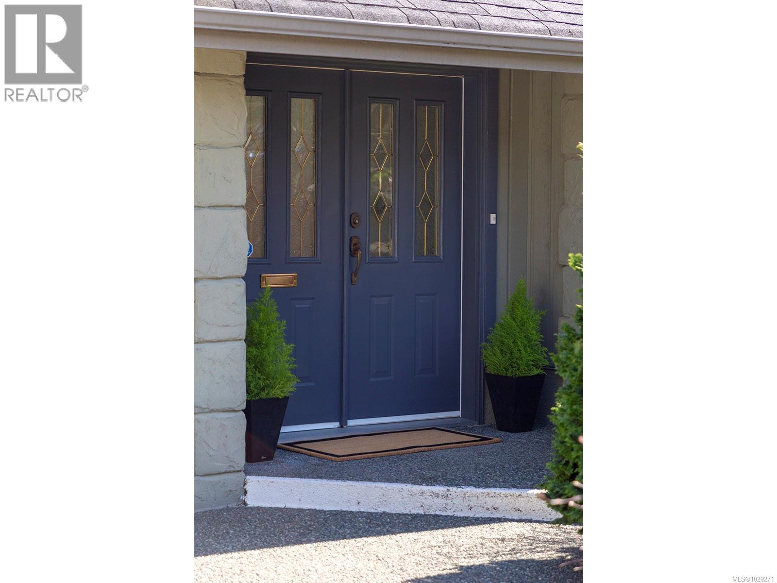  5047 Benton Court, Saanich