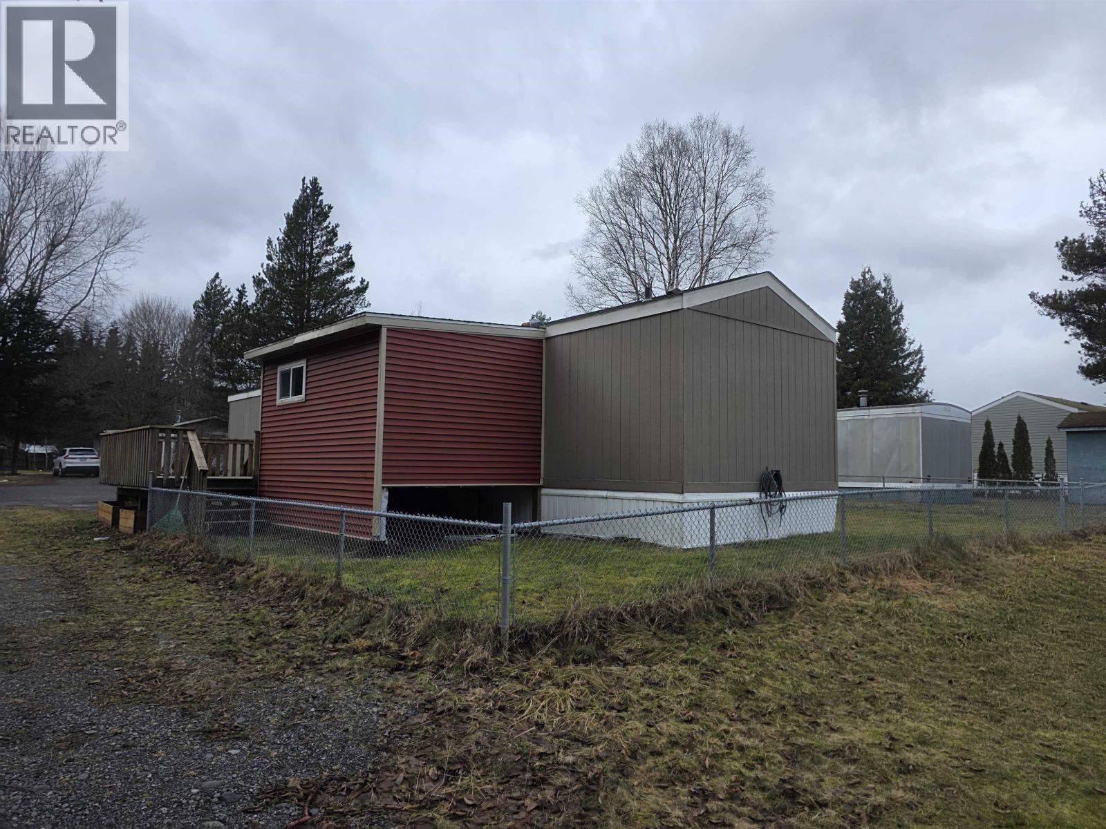 #71 3889 MULLER AVENUE - 22